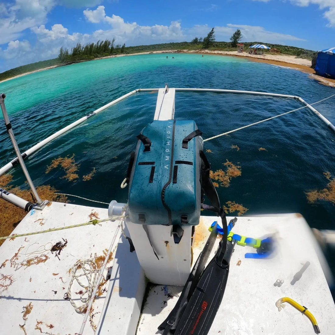 Waterproof Gear for Medical Aid. Sko Gear key at Vertical Blue Freediving Competition